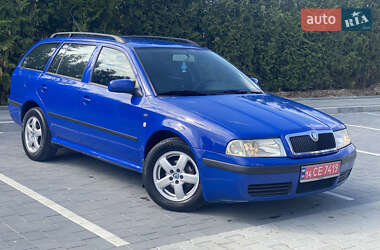 Універсал Skoda Octavia 2003 в Городку
