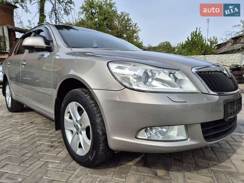 Skoda Octavia 2011