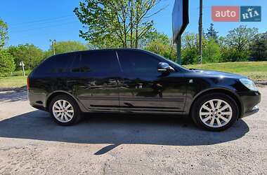 Универсал Skoda Octavia 2012 в 