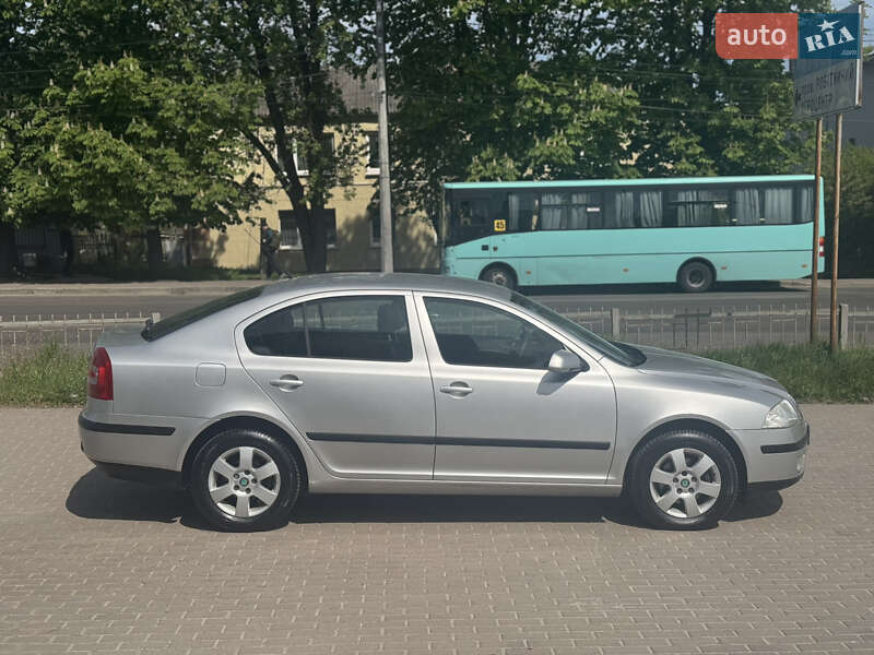 Універсал Skoda Octavia 2006 в Рівному