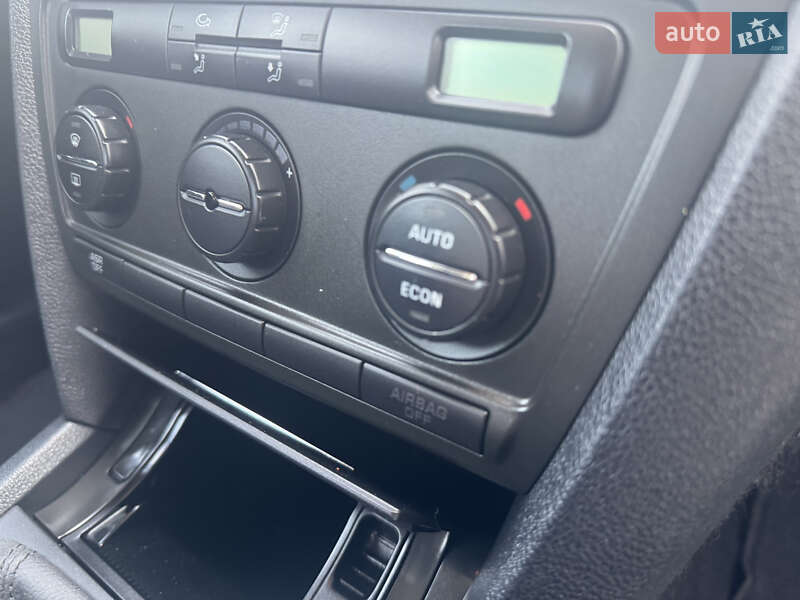 Універсал Skoda Octavia 2006 в Рівному