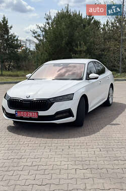 Лифтбек Skoda Octavia 2020 в 