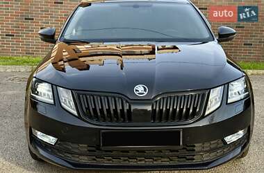 Универсал Skoda Octavia 2018 в Днепре