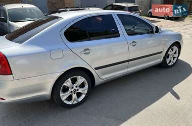 Ліфтбек Skoda Octavia 2011 в 