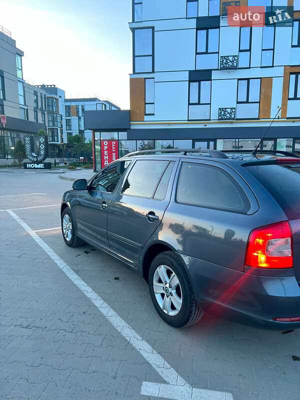 Универсал Skoda Octavia 2010 в Луцке