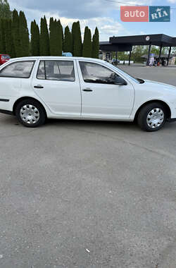 Универсал Skoda Octavia 2011 в 