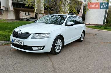 Універсал Skoda Octavia 2016 в Дніпрі