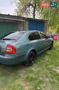 Ліфтбек Skoda Octavia 2006 в Світловодську