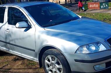 Лифтбек Skoda Octavia 2008 в Лозовой