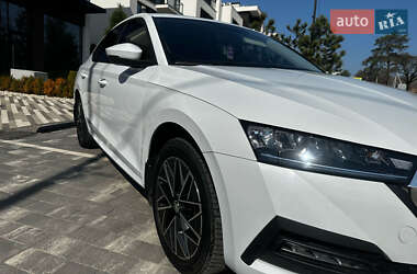 Лифтбек Skoda Octavia 2020 в Ужгороде