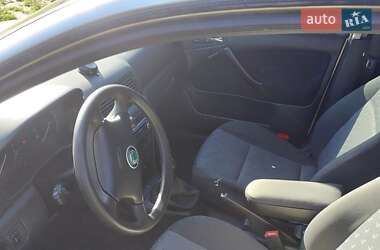 Универсал Skoda Octavia 2004 в 