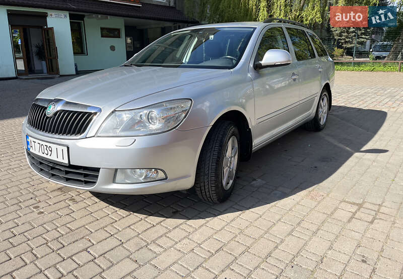 Универсал Skoda Octavia 2012 в Долине