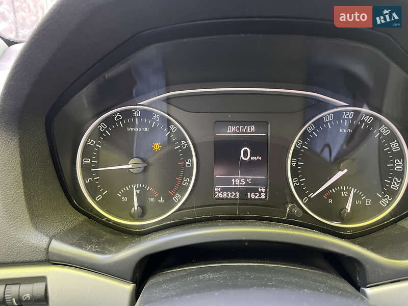 Универсал Skoda Octavia 2012 в Долине