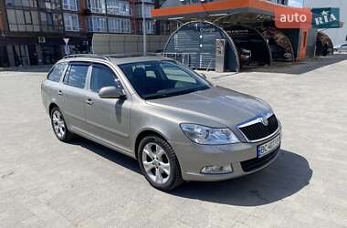 Універсал Skoda Octavia 2010 в 