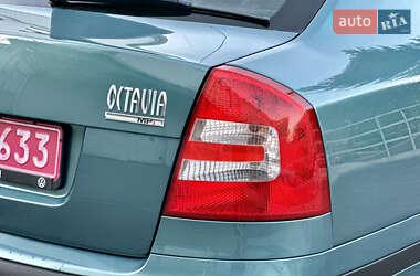 Лифтбек Skoda Octavia 2005 в 