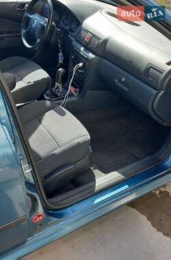 Ліфтбек Skoda Octavia 2003 в 