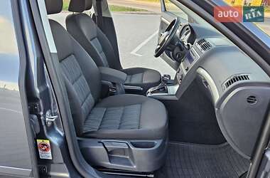 Универсал Skoda Octavia 2010 в 