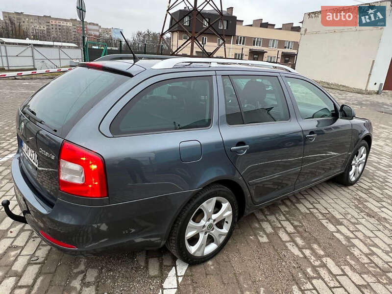 Універсал Skoda Octavia 2010 в Бучі