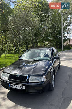 Лифтбек Skoda Octavia 2002 в 