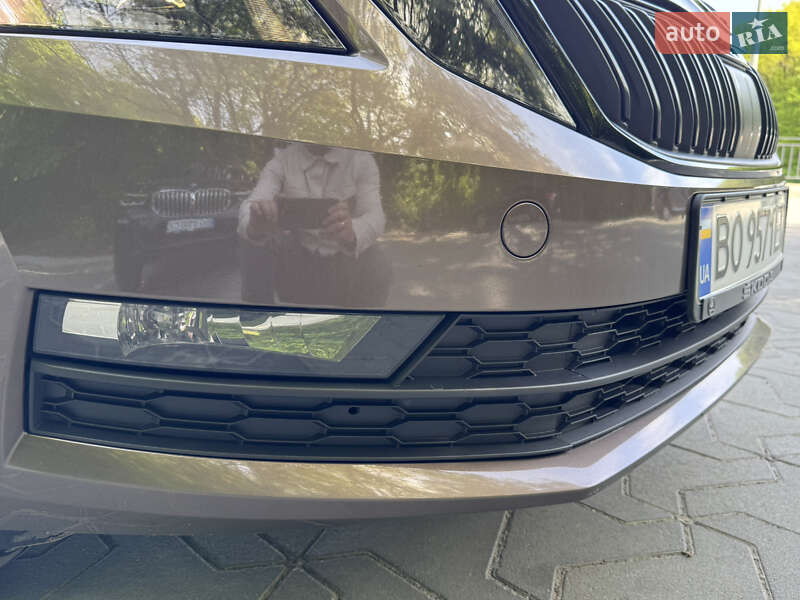 Лифтбек Skoda Octavia 2018 в Тернополе