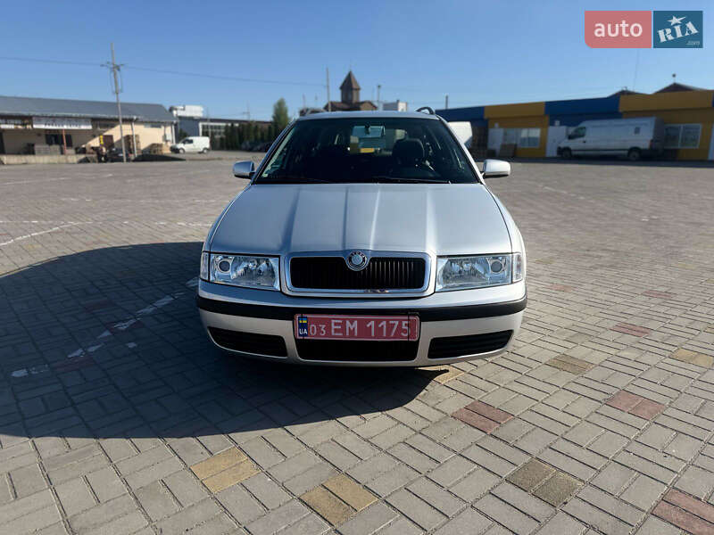 Універсал Skoda Octavia 2001 в Житомирі