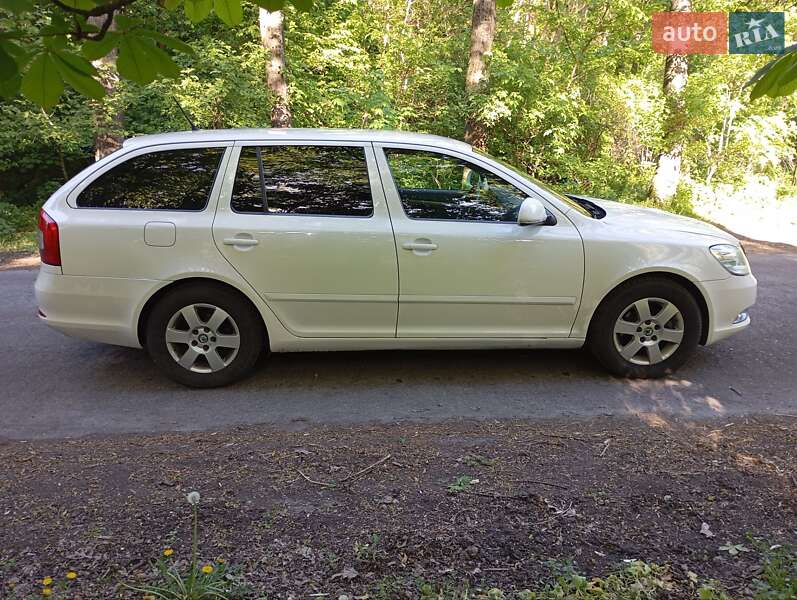 Універсал Skoda Octavia 2012 в Ірпені фото 3 Універсал Skoda Octavia 2012 в Ірпені