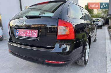 Універсал Skoda Octavia 2010 в 
