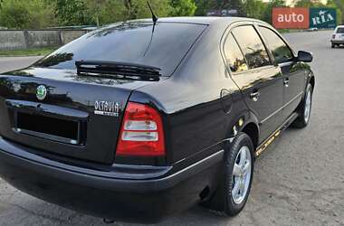 Ліфтбек Skoda Octavia 2008 в 
