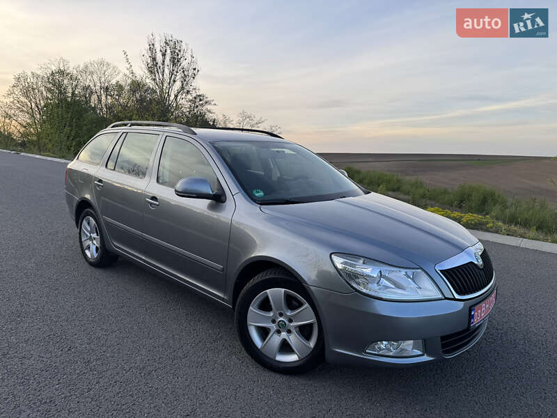 Универсал Skoda Octavia 2012 в Ровно