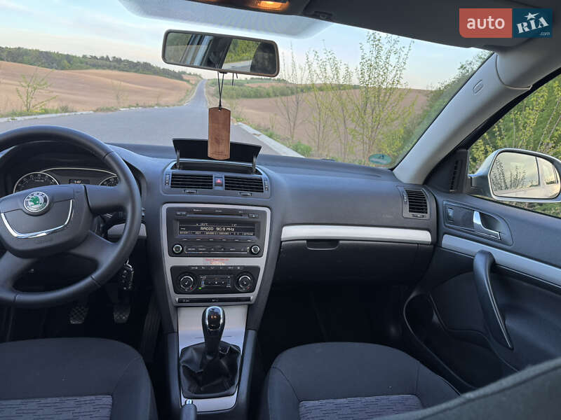Универсал Skoda Octavia 2012 в Ровно