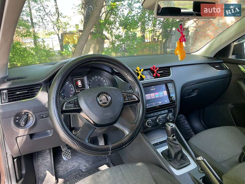 Універсал Skoda Octavia 2014 в Вінниці
