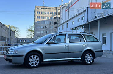 Универсал Skoda Octavia 2009 в 