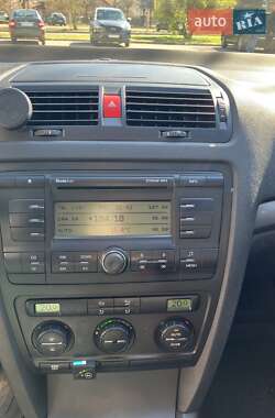 Лифтбек Skoda Octavia 2008 в 