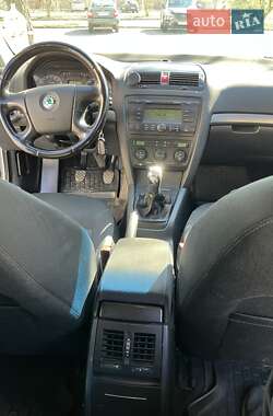 Лифтбек Skoda Octavia 2008 в 