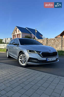 Универсал Skoda Octavia 2020 в Мукачево