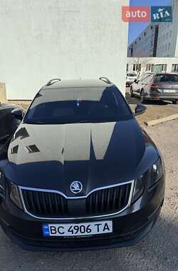 Универсал Skoda Octavia 2019 в Львове