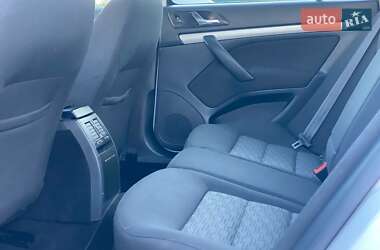 Универсал Skoda Octavia 2011 в 