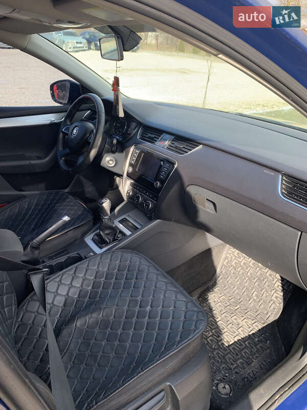 Універсал Skoda Octavia 2014 в Шумську