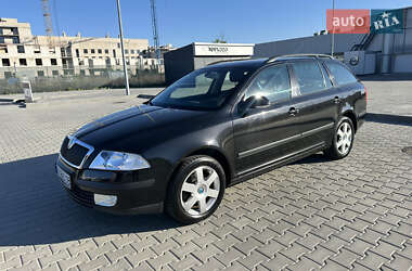 Універсал Skoda Octavia 2006 в Харкові