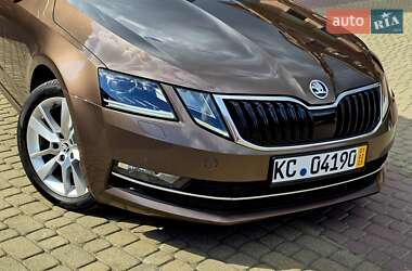 Ліфтбек Skoda Octavia 2019 в 