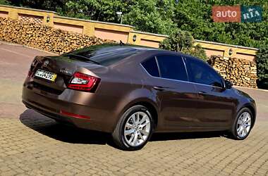 Ліфтбек Skoda Octavia 2019 в 