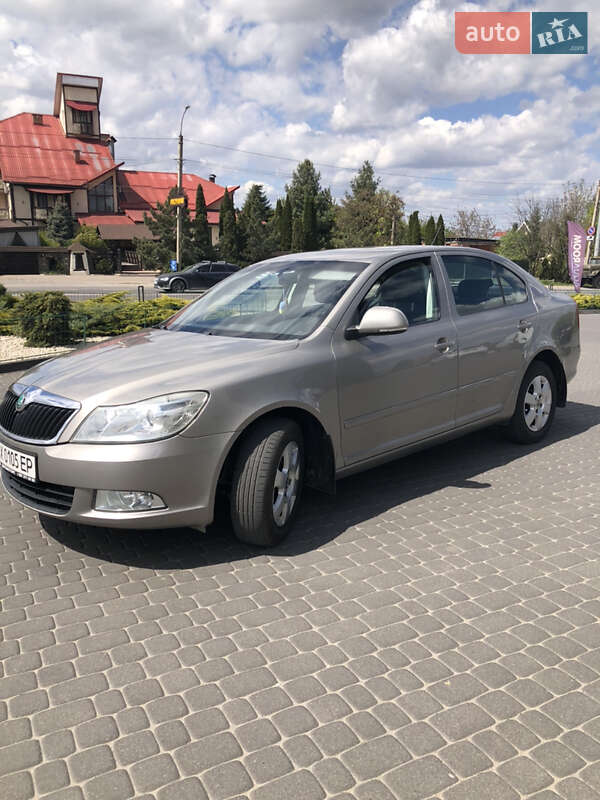 Ліфтбек Skoda Octavia 2012 в Хмельницькому
