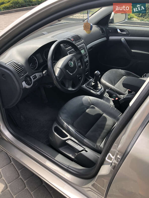 Ліфтбек Skoda Octavia 2012 в Хмельницькому