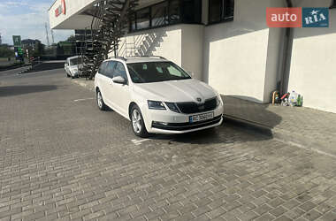 Универсал Skoda Octavia 2018 в Львове
