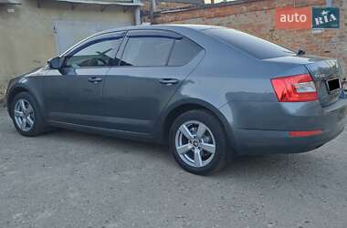 Лифтбек Skoda Octavia 2014 в Сумах