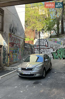 Лифтбек Skoda Octavia 2012 в 