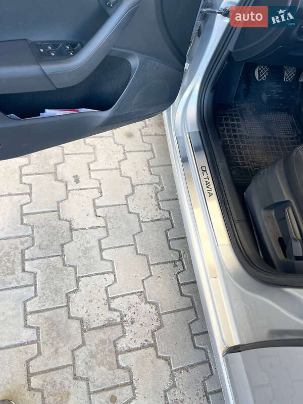 Універсал Skoda Octavia 2016 в Миколаєві