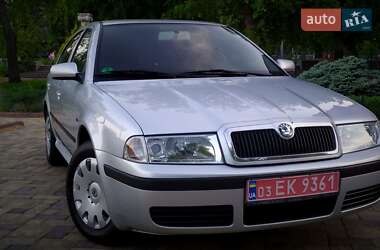 Лифтбек Skoda Octavia 2009 в 