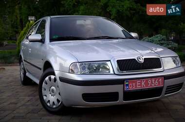 Лифтбек Skoda Octavia 2009 в 