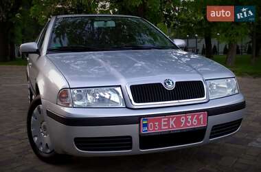 Лифтбек Skoda Octavia 2009 в 